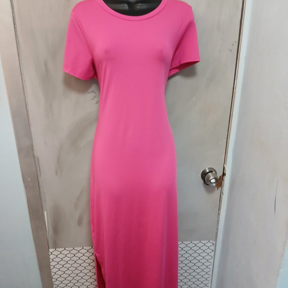 COPY - Daisy Hot Pink TShirt Maxi🩷